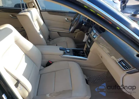 2014 Mercedes-Benz E 350 z USA, uszkodzony, nr VIN WDDHF5KB7EA904660